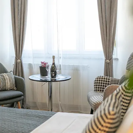 Polai Panorama With Free Parking Appartement