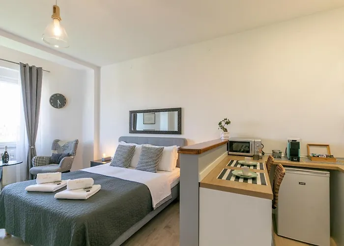 Polai Panorama With Free Parking * 풀라
